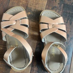 Kids rose gold Saltwater Sandals